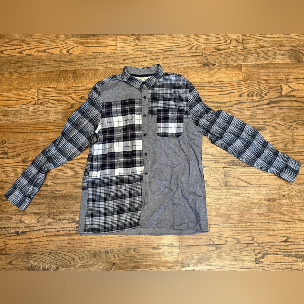 Dockers Men’s Gray and Black Lightweight Shirt Jacket, size Large